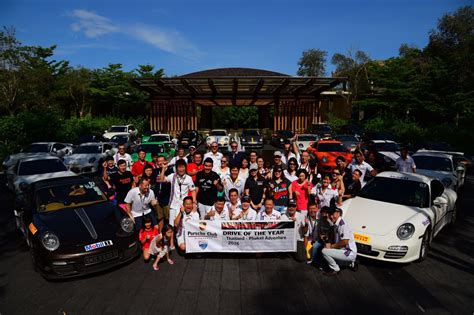 Porsche Club Singapore .
